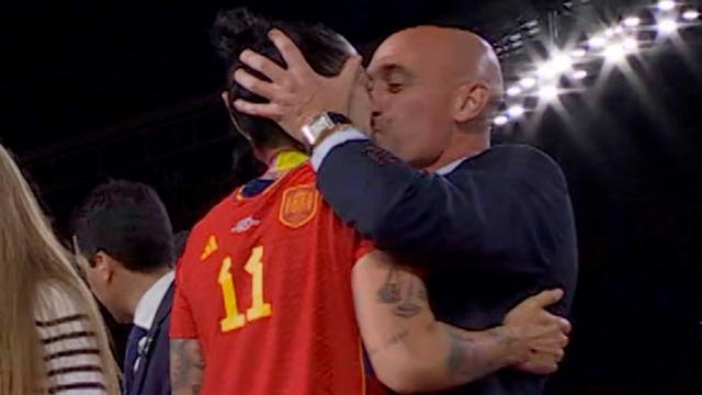 From kiss to resignation; Luis Rubiales resigns as president of the Spanish FA